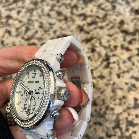 Michael kors watch - Picture 7 of 7